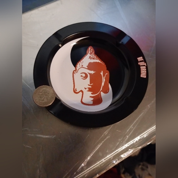 NWT ASHTRAY - Picture 4 of 4